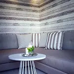 Luxury Fotini Aparthotel