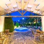 Aparthotel Luxury Fotini