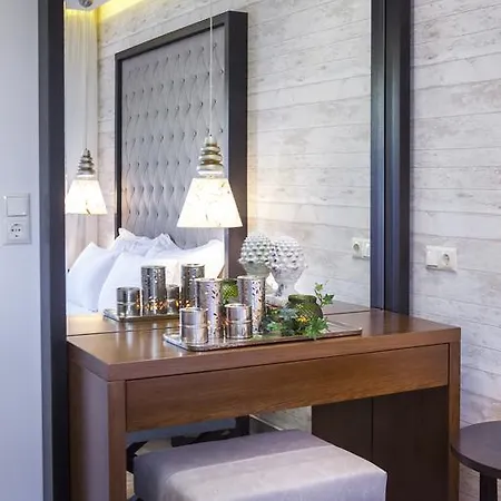 Luxury Fotini