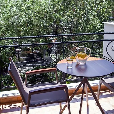 Aparthotel Luxury Fotini