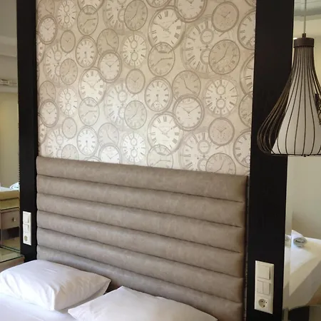 Luxury Fotini