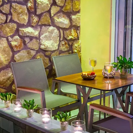 Hotel apartamentowy Luxury Fotini