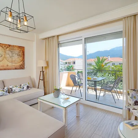 Aparthotel Luxury Fotini 4*