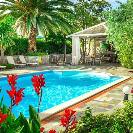 Luxury Fotini 4*