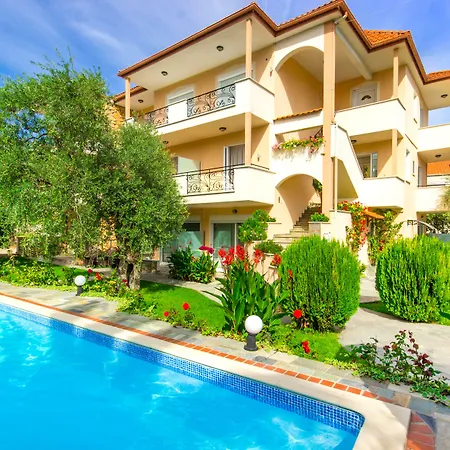 Apart-hotel Luxury Fotini