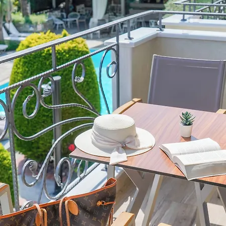 Apart-hotel Luxury Fotini 4*